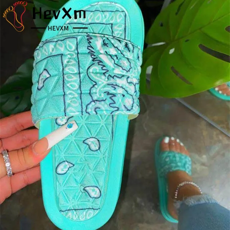 

Women Fashion Cashew Flower Slippers 2021 Summer New Women Satin Slippers Women Beach Slippers Women Shoes Zapatos De Mujer
