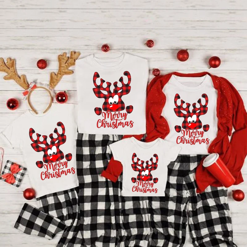 

Christmas deer family matching Tshirt family look Santa Claus Christmas tree rainbow mother kids father son baby clothes Outfit