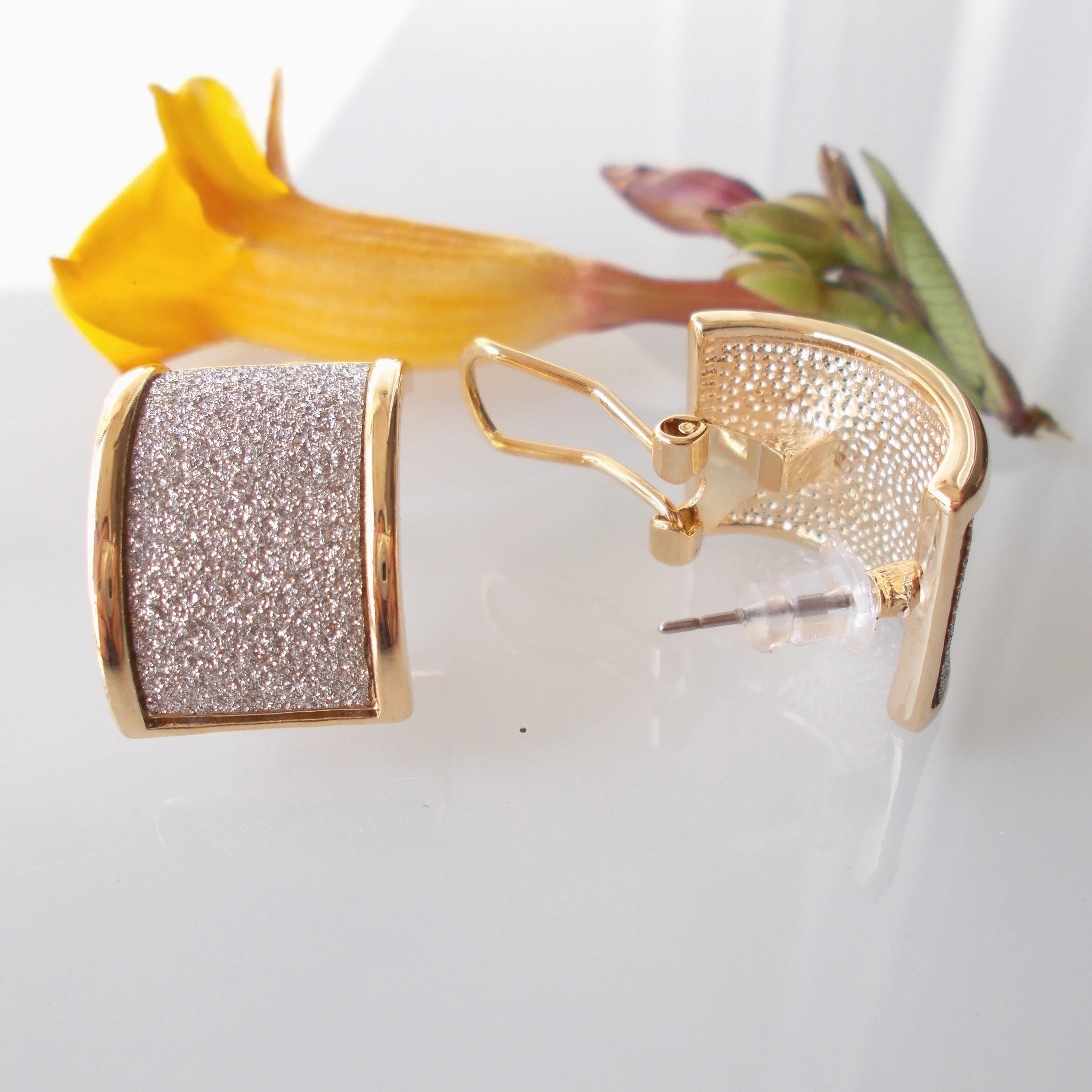 Серьги пусеты с квадратным бантом Navachi SMT1256|earring warehouse|earring stoneearring card |