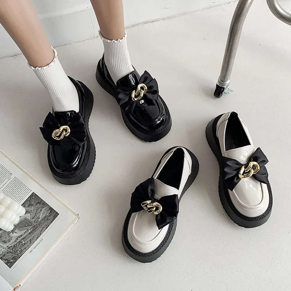 Туфли женские кожаные оксфорды на шнуровке высокий толстый каблук лоферы