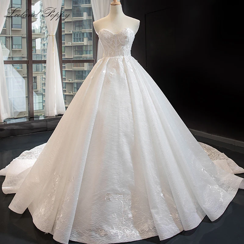 Платья Lceland Poppy без бретелек кружевные с аппликацией на свадьбу 2020 | Свадьбы и