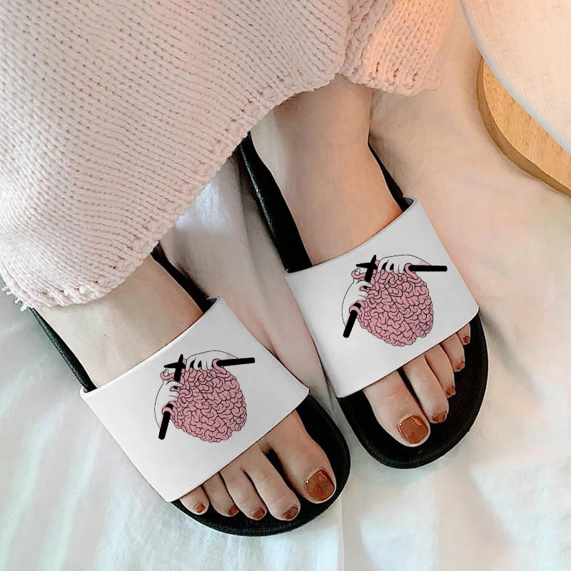 

Indoor Slippers 2021 Summer Braided heart Pattern Ladies Shoes Beach Sandals Home Slides Non-slip Flip Flops Fashion Women shoes