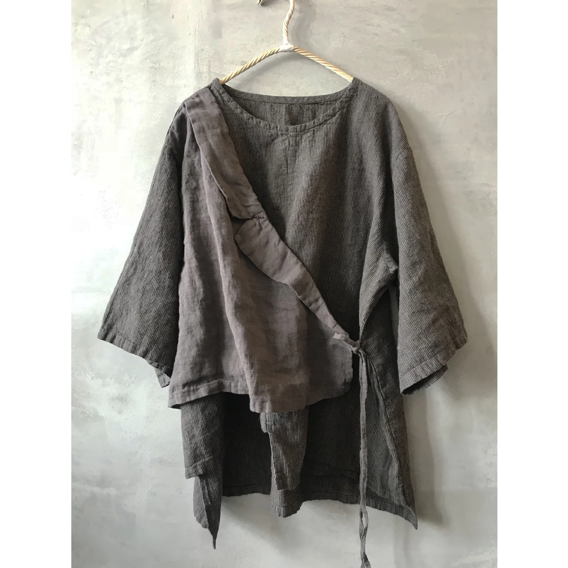 

Women's Half Sleeve Fake 2 Pieces Top Ladies Loose Linen Retro Pullover Top Women 2021 Spring Summer Irregular Shirt