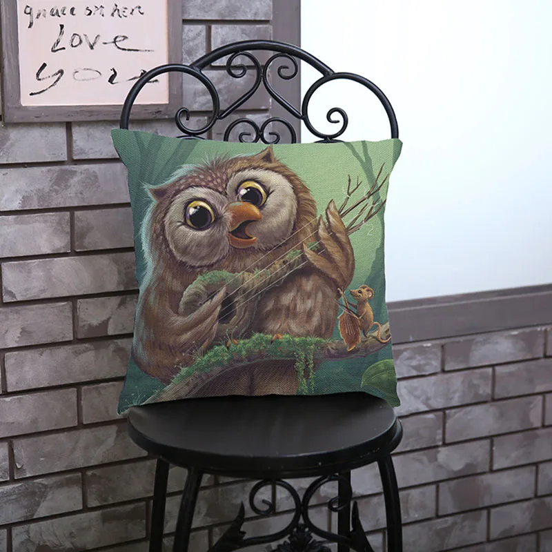 Льняная декоративная наволочка с изображением ночного леса животных Совы жирафа
