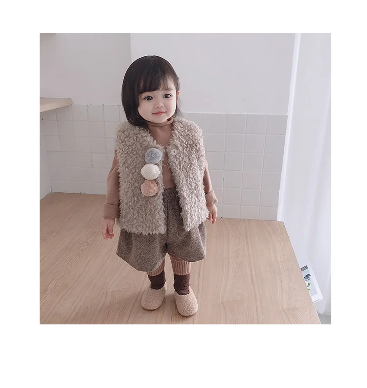 Осенне-зимние модели маленьких шорт в британском стиле для девочек повседневные штаны для маленьких девочек Зарубежные штаны модные шорты для девочек