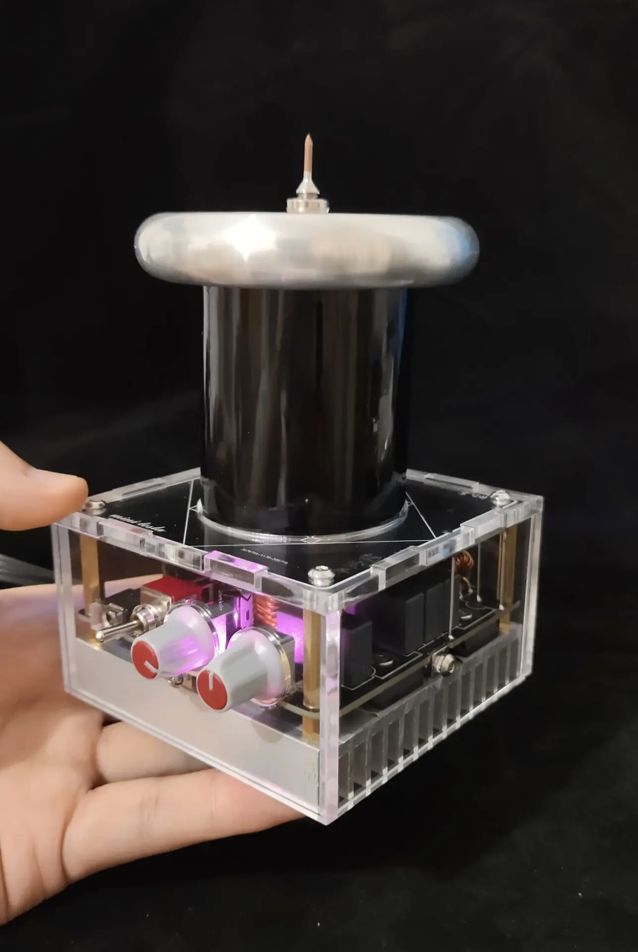 Tesla Coil искусственно инициированный светильник ning беспроводной на