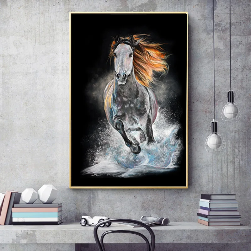 Самодельные настенные картины с изображением лошадей бегущих в воде для