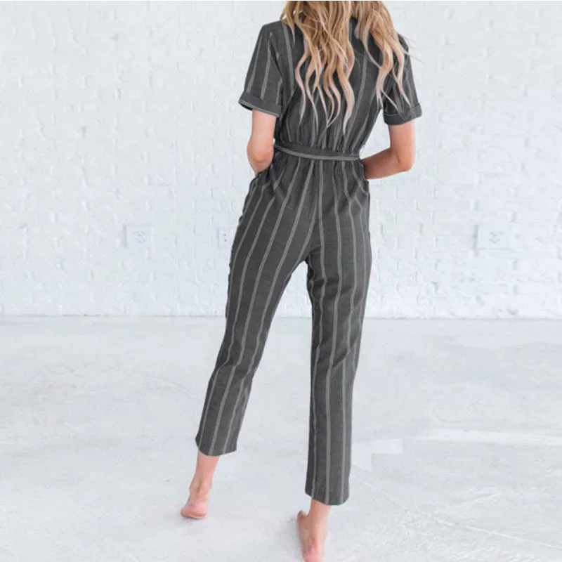 Комбинезон женский длинный в полоску с V-образным вырезом и коротким рукавом |