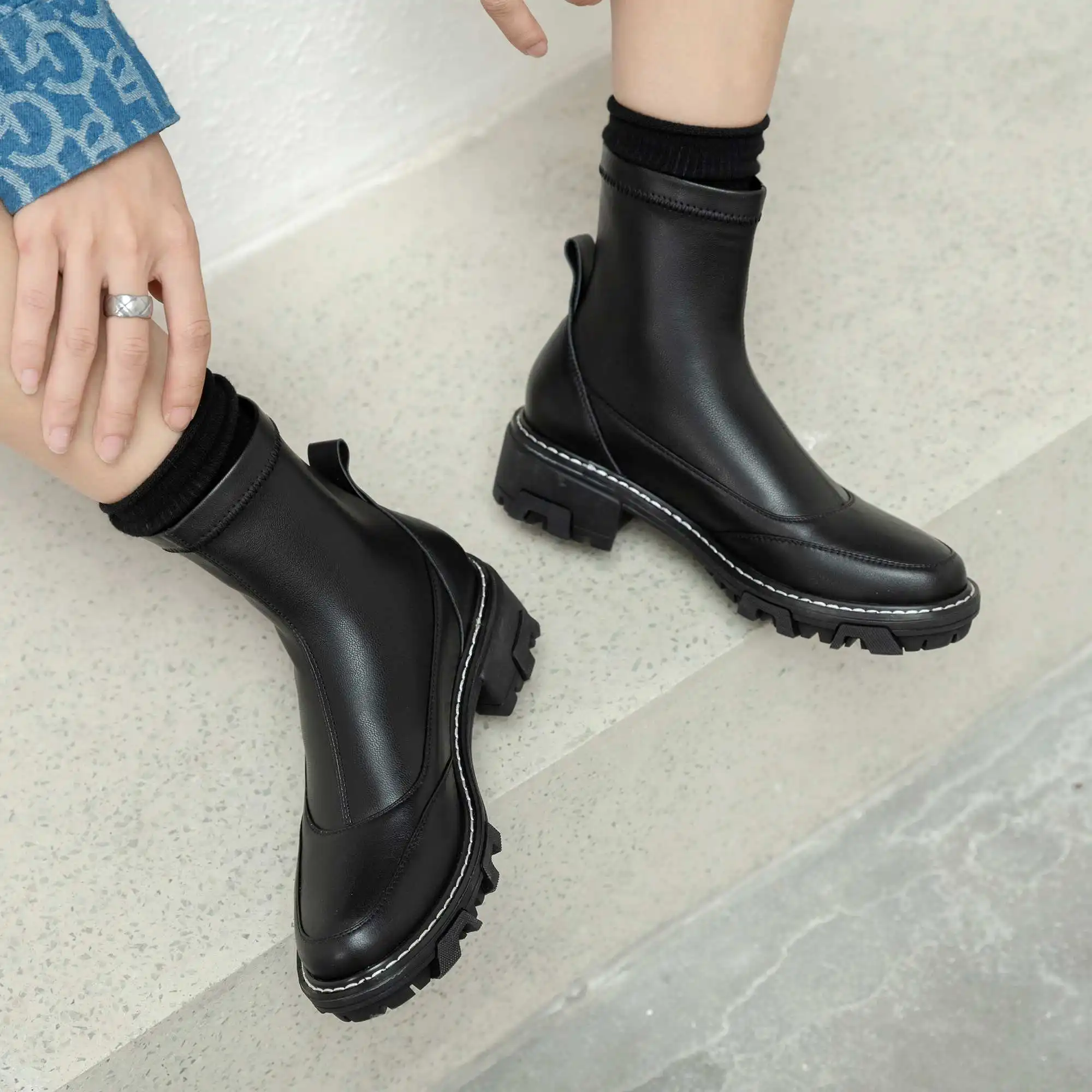 

Krazing pot short boots cow leather stretch platform neutral round toe thick med heel slip on british convenient ankle boots L39
