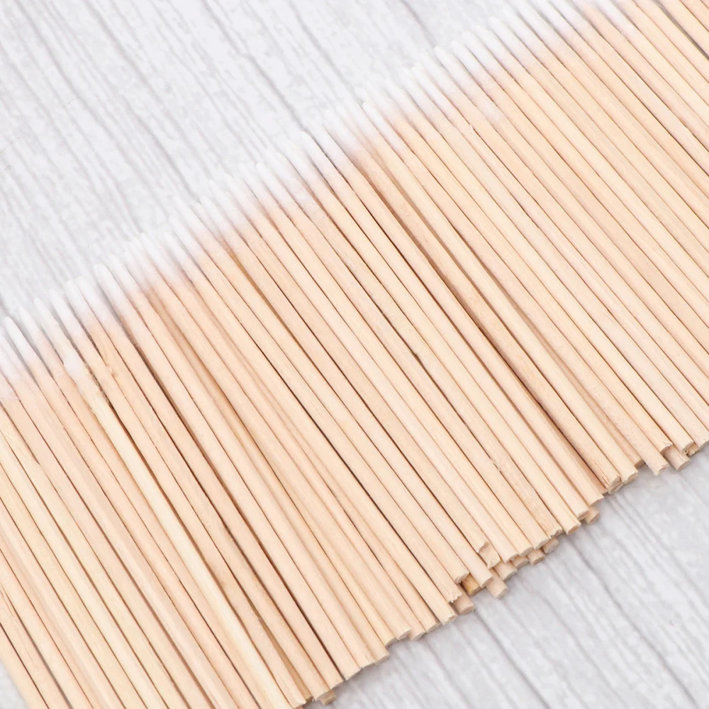 

7 Packs of Disposable Swab Sticks Pointed Q-tips Cleaning Rods Multi-function Cotton Swab for Makeup Beauty Salon