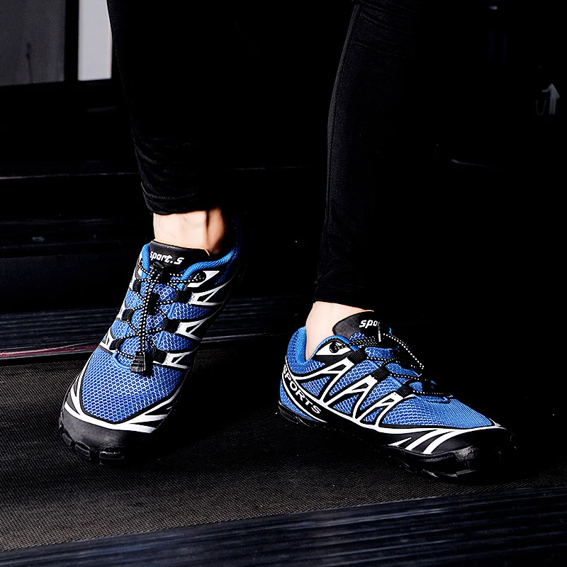 

Amphibious Sports Shoes Men Water Surfing Wave Shoes Women Beach Quick-drying Water Shoes Outdoor Sports Non-slip Sports Shoes