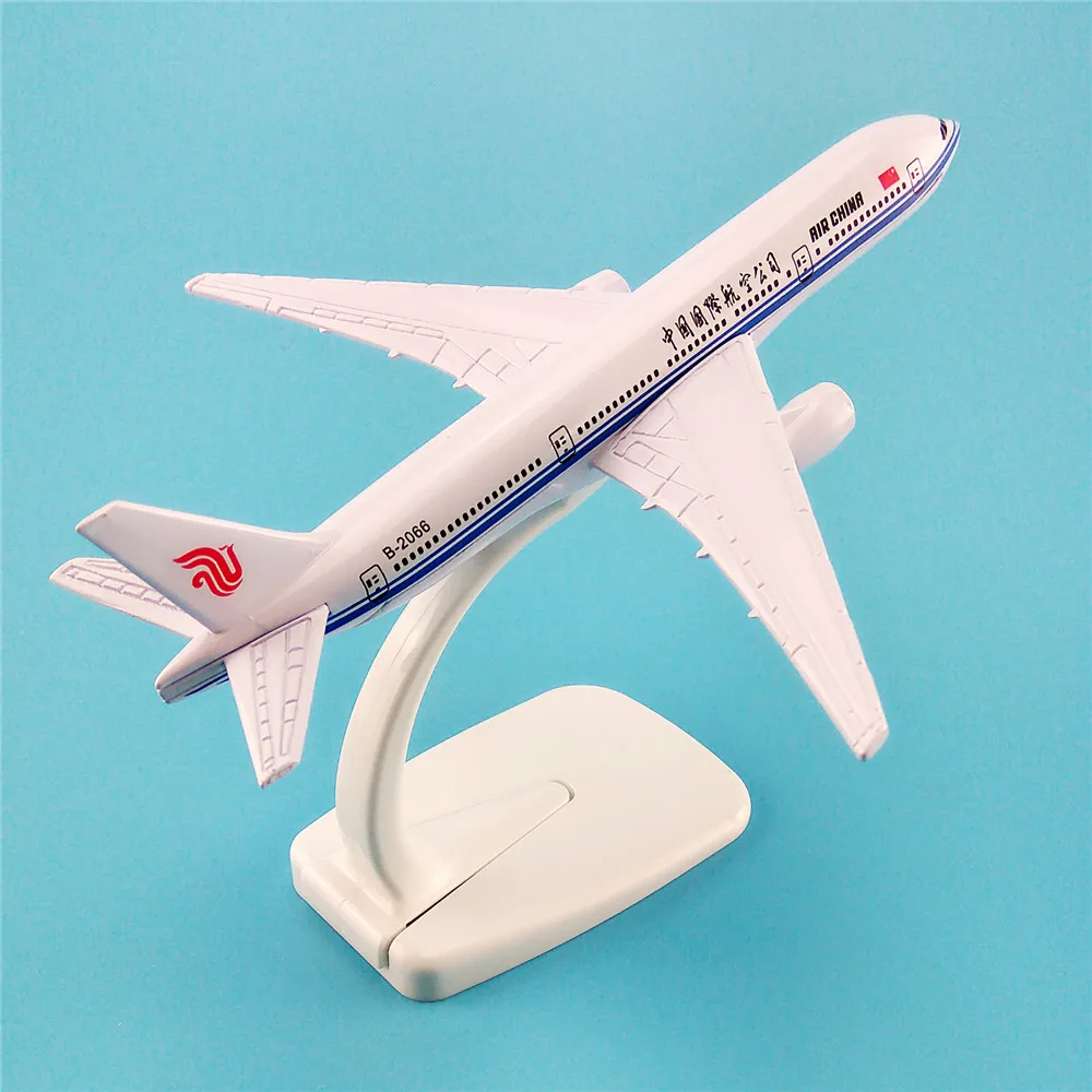 Модель самолета 16 см из металлического сплава авиакомпании China Airlines модель