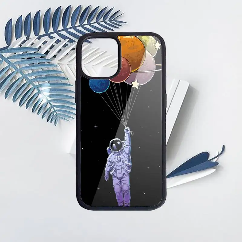 

Cosmonaut moon pattern Phone Cases PC for iPhone 11 12 pro XS MAX 8 7 6 6S Plus X 5S SE 2020 XR Luxury brand shell funda