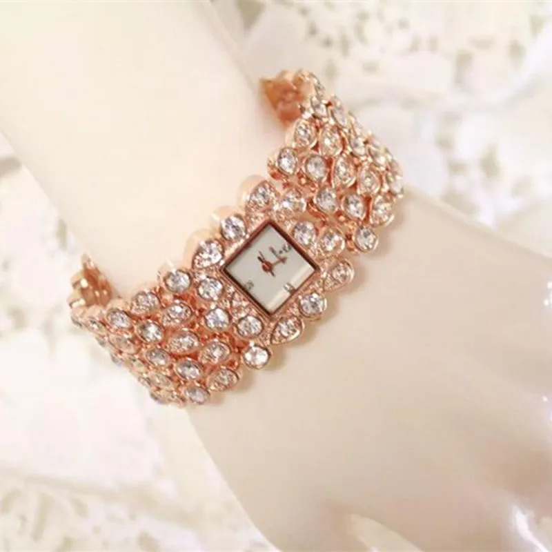 Женские часы со стразами модные с бриллиантом и кристаллами из автодома женские