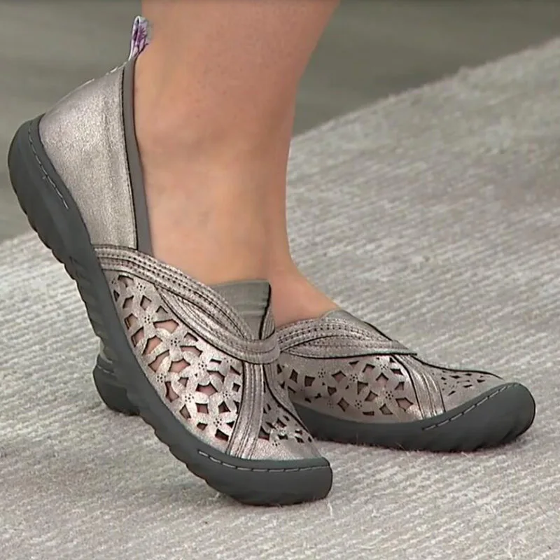 

Women Sandals Solid Color Hollow Out Round Toe Casual Flat Ladies Shoes 2021New Fashion Casual Slip-On Fashion Female Footwear