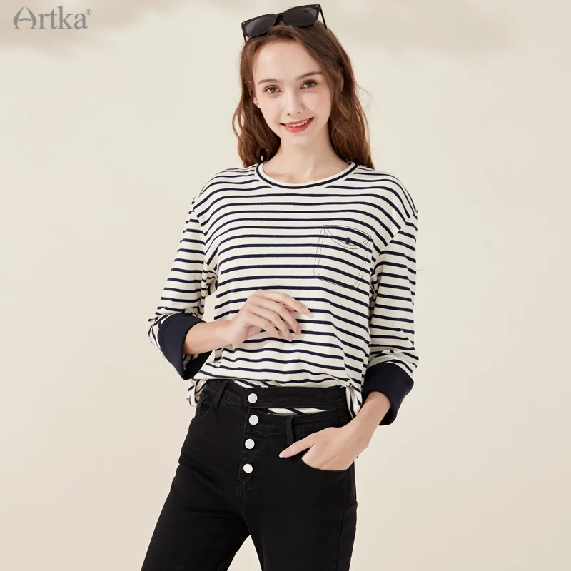 Женская футболка в полоску ARTKA белая Повседневная Свободная из 2021 хлопка с