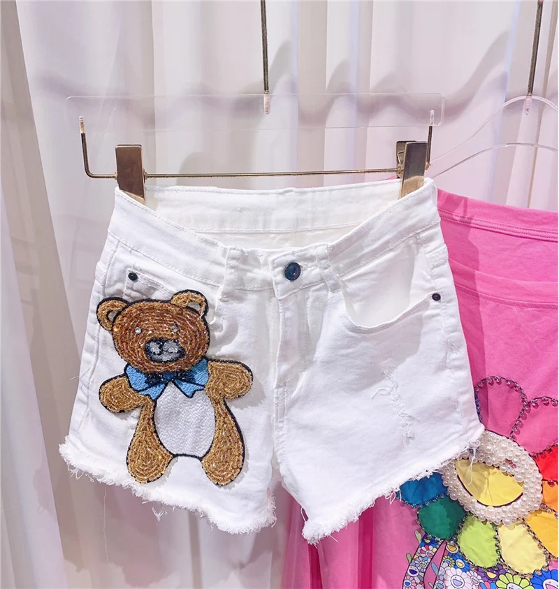 

Summer Cartoon Bear diamond beaded High Waist Jean Shorts Women Casual Loose Shorts White Denim Shorts