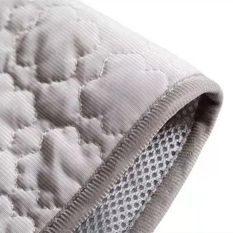 

Pet Dog Cooling Mat Pad Summer Ice Silk Sleeping Blanket Puppy Refreshing Cushion Pet Accessories