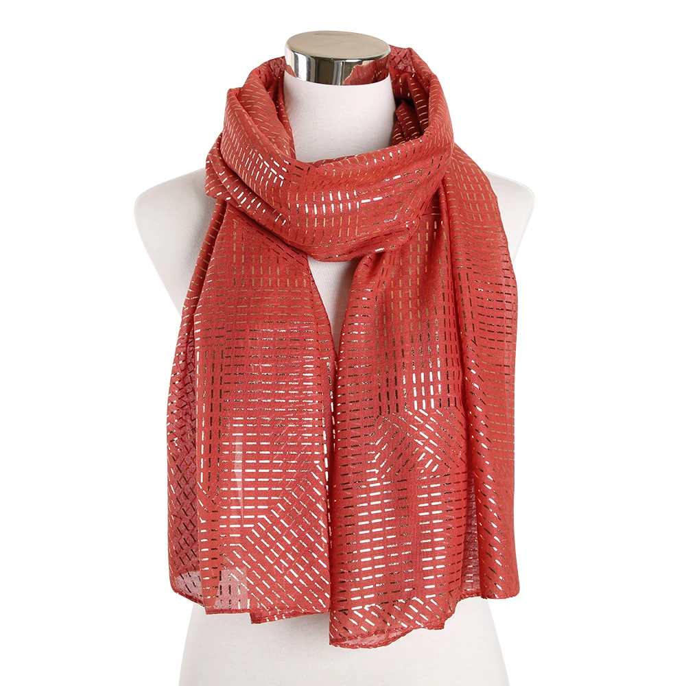 Шарф женский блестящий золотистый длинный желтого и красного цветов в полоску 2019