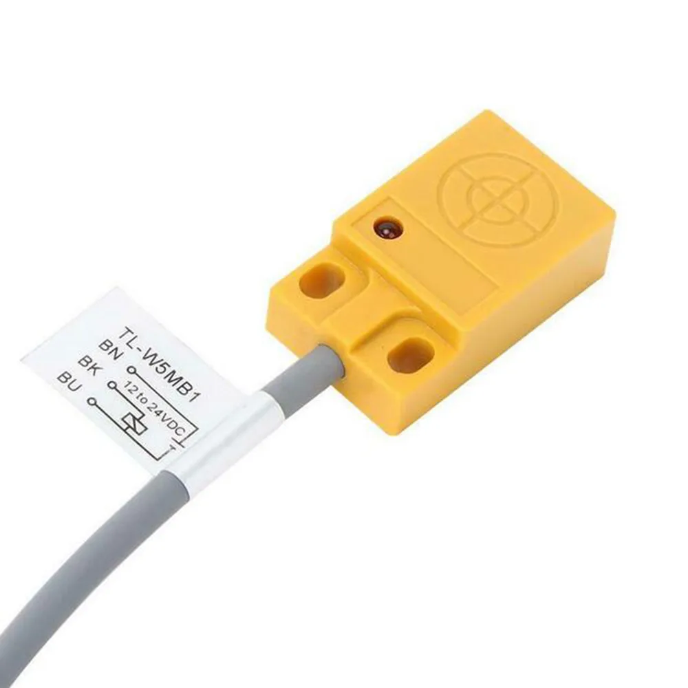 

Non-contact Sensor Switch TL-W5MC1 1.75m Cable 100mA 3-wire 5mm Detecting