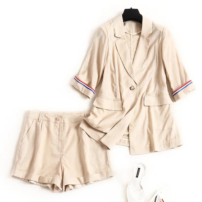 Женский льняной костюм с шортами пиджак на одной пуговице рукавом три четверти