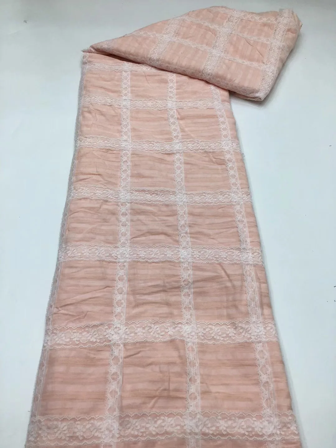 

Swiss Voile Laces In Switzerland Nigerian Laces Fabrics High Quality African French Tull Laces Fabric For Wedding Dress