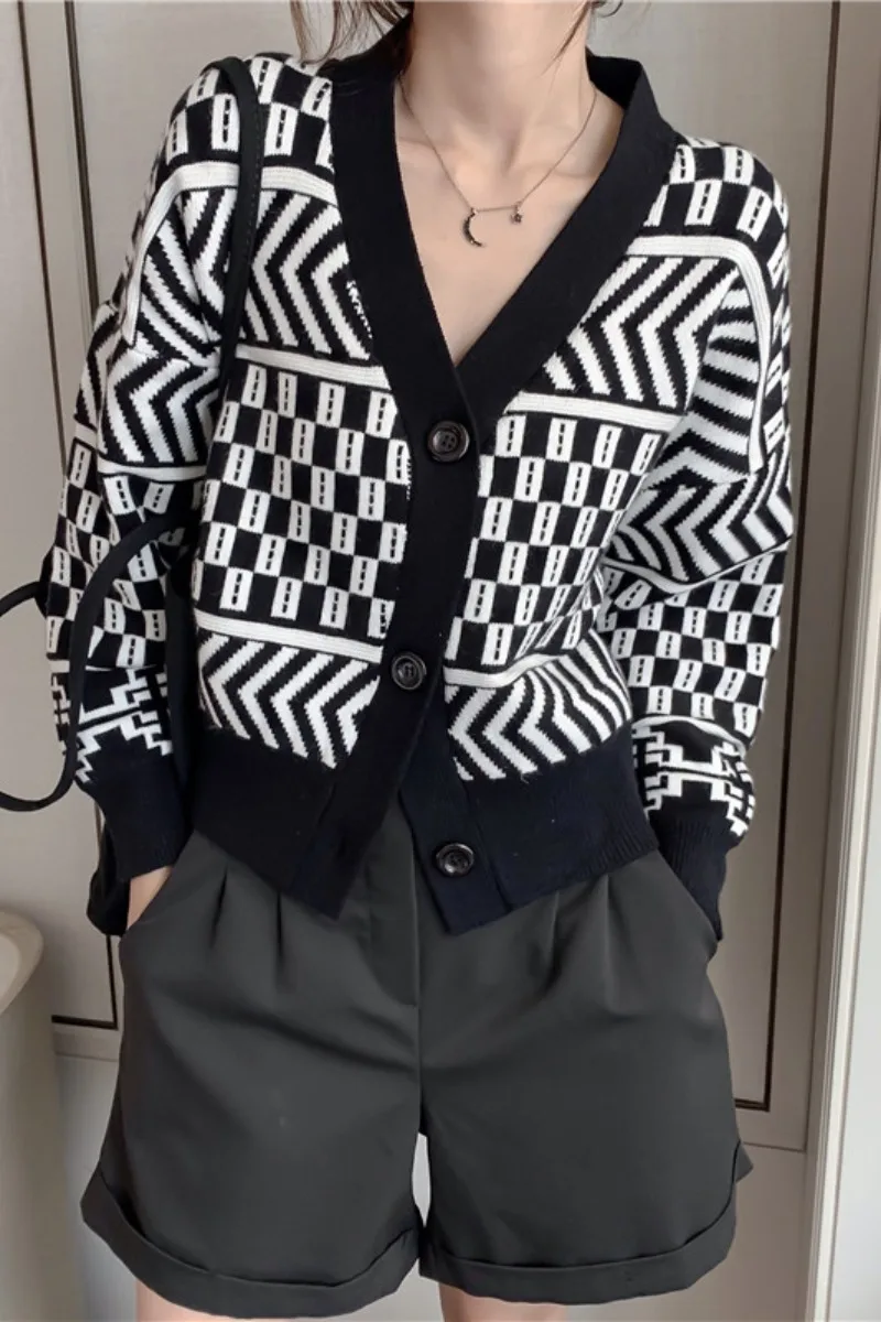 

Knit cardigan women's outer sweater V-neck short lazy cardigans long sleeve loose autumn and winter jacket