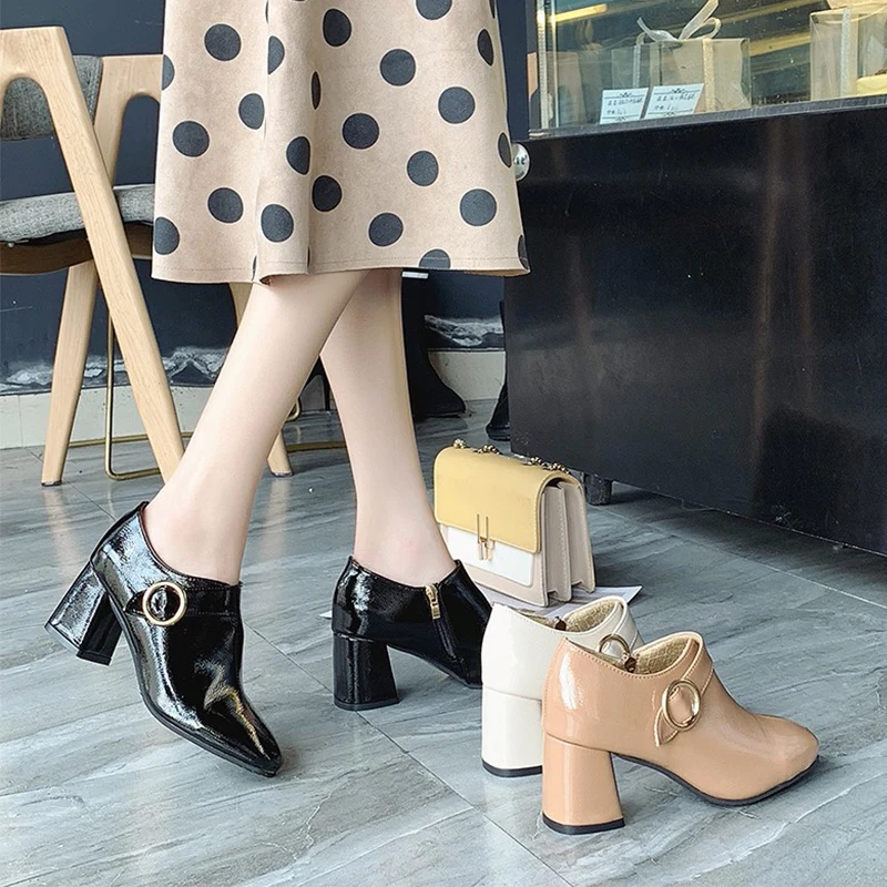 Женская обувь Новинка осени 2019 дикая ретро на высоком квадратном каблуке модная