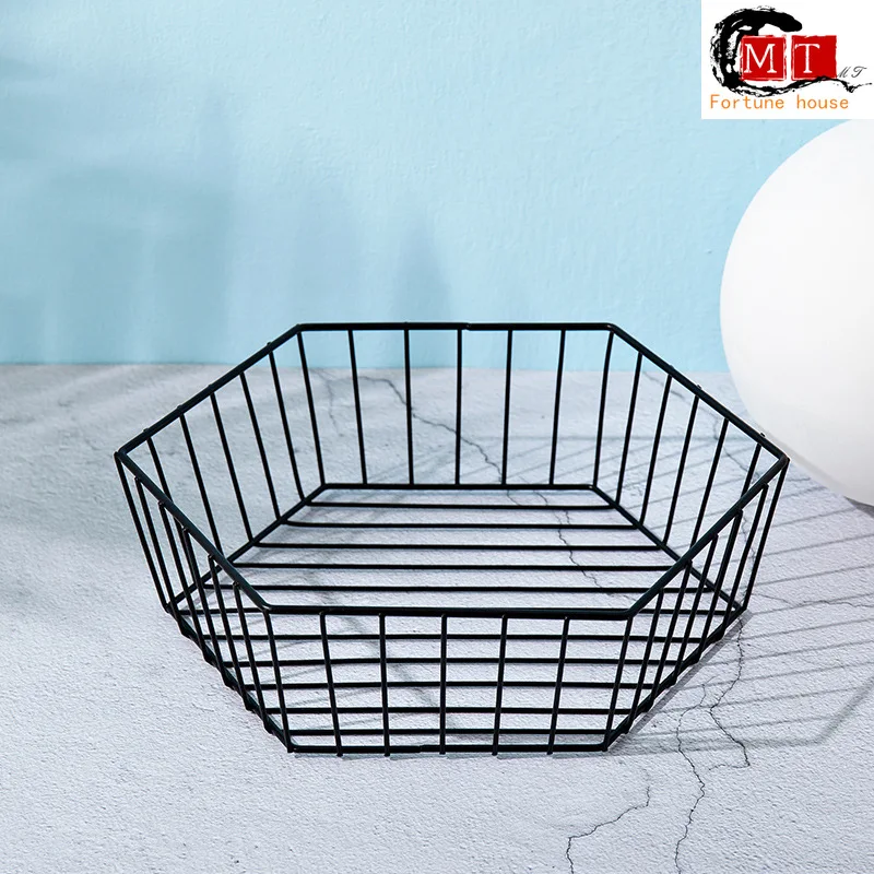

Creative Metal Fruit Basket Wrought Iron Fruit Dish Nordic Home Storage Supplies Snacks Nordic Style Basin kitchen storage