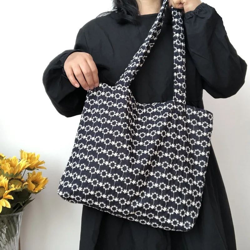 

Embroidered Flowers Women Beach Shoulder Bag Thin Cotton Ladies Shopping Bags Large Capacity Girls Daily Small Tote Handbags