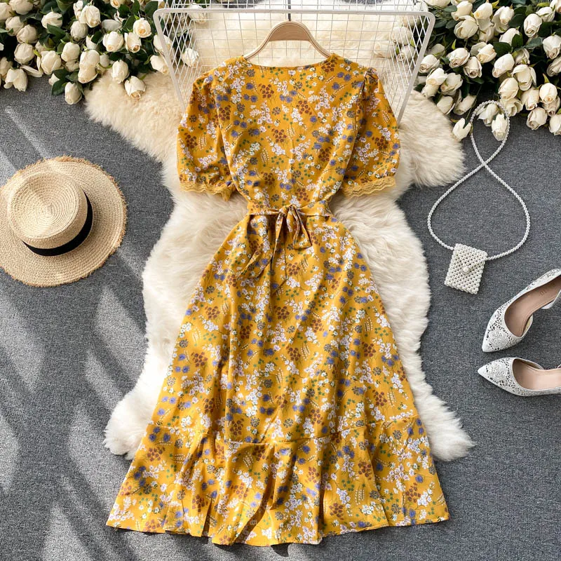 

Red Irregular Mid-calf Dress Sweet Lace Patchwork Dress Party V-neck Women Summer Beach Floral Print Ruffles Dresses Vestido