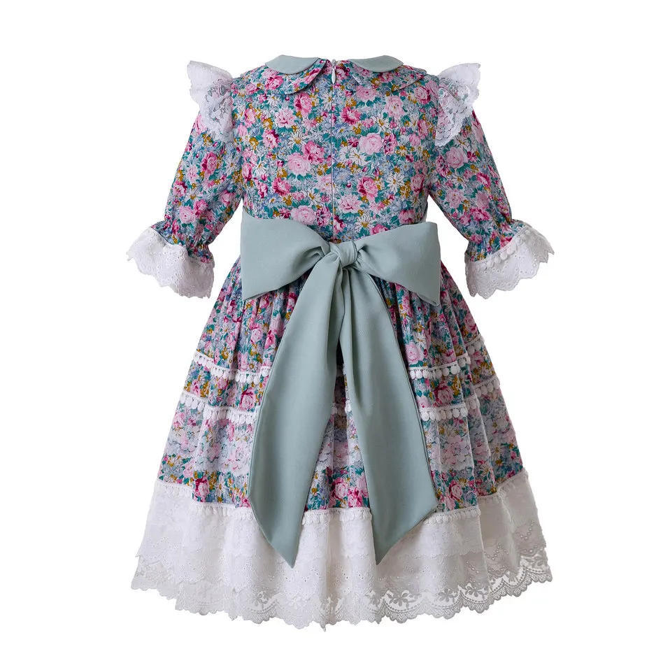 Милое летнее праздничное свадебное платье с цветочным принтом и вышивкой розы