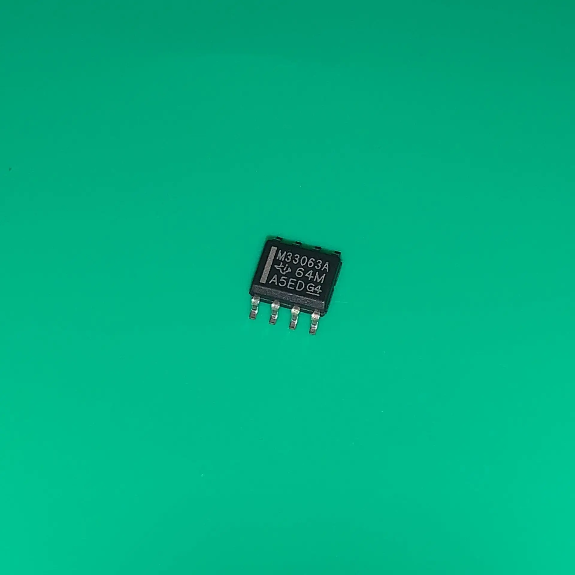 5 шт./лот MC33063ADR SOP8 M33063A DR IC REG BUCK BOOST INV ADJ 8soic MC33063 АДР MC 33063ADR 33063 M33063ADR MC33063ADRG4