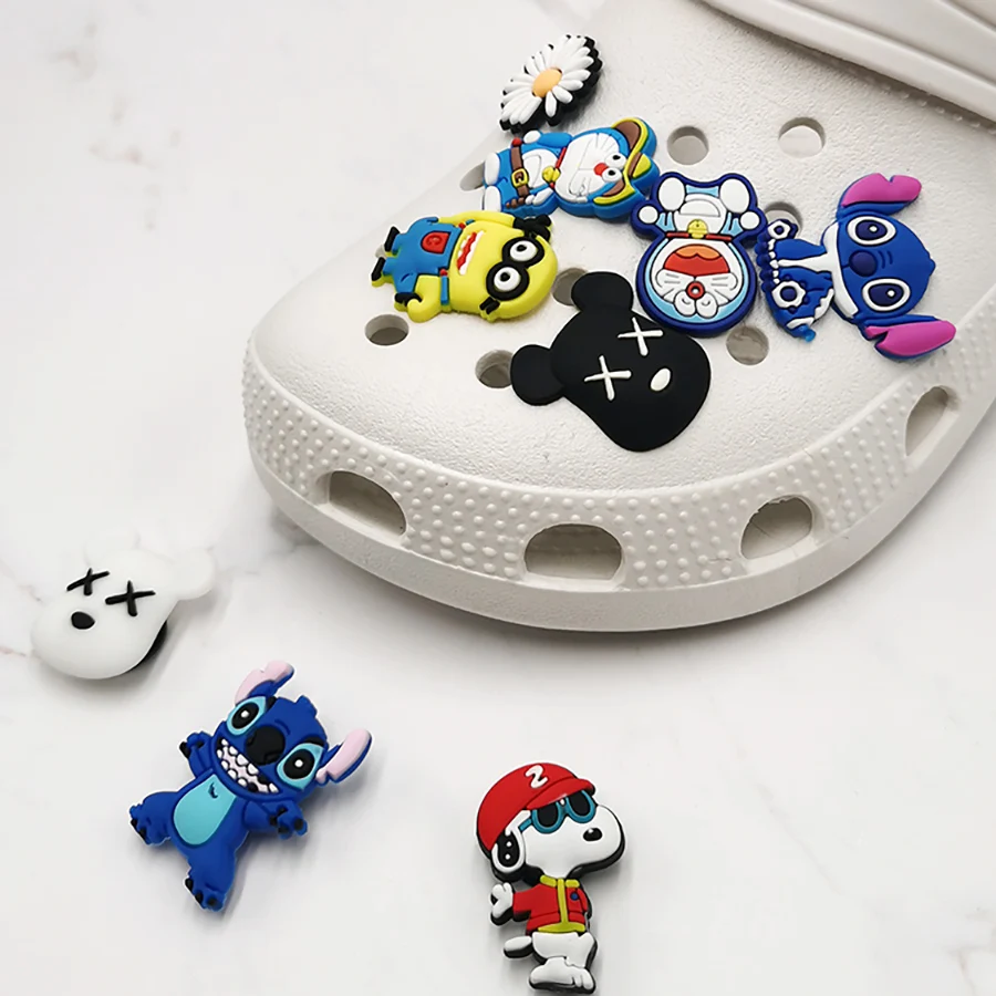 1Pcs Cartoon Animal Flower PVC Shoe Charms Buckle Accessories Shoe Decor Diy Backpack Wristbands Croc Jibz  Kid X-mas Party Gift