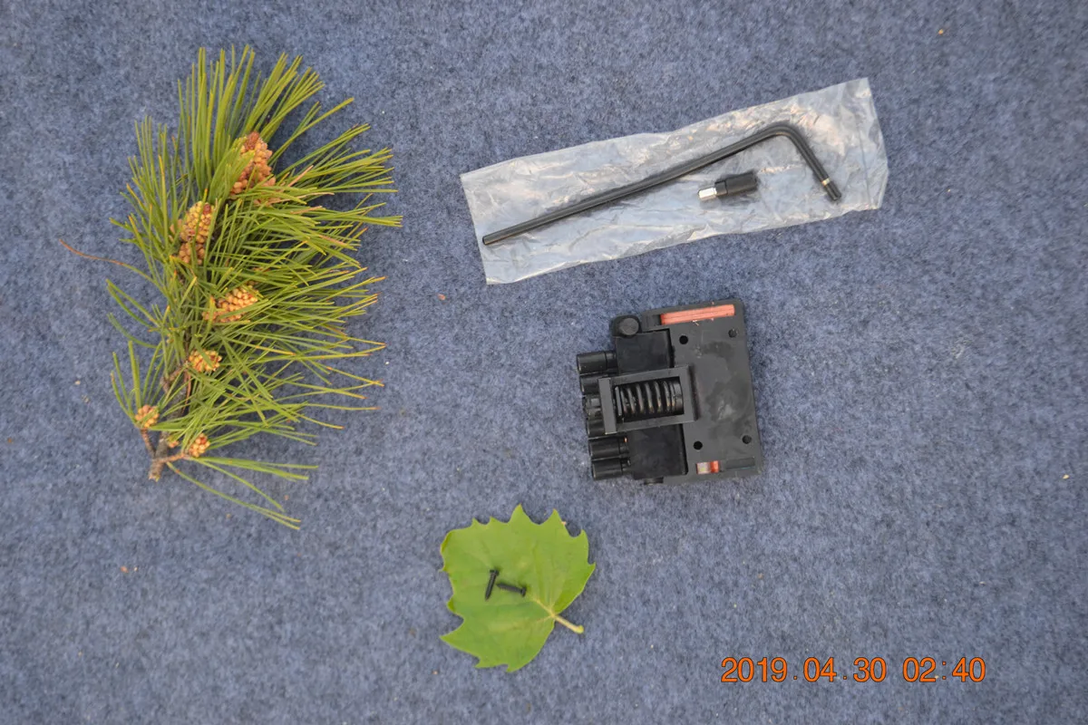 Новая безголовая электрическая гитара с двойным волнообразным мостом в черном