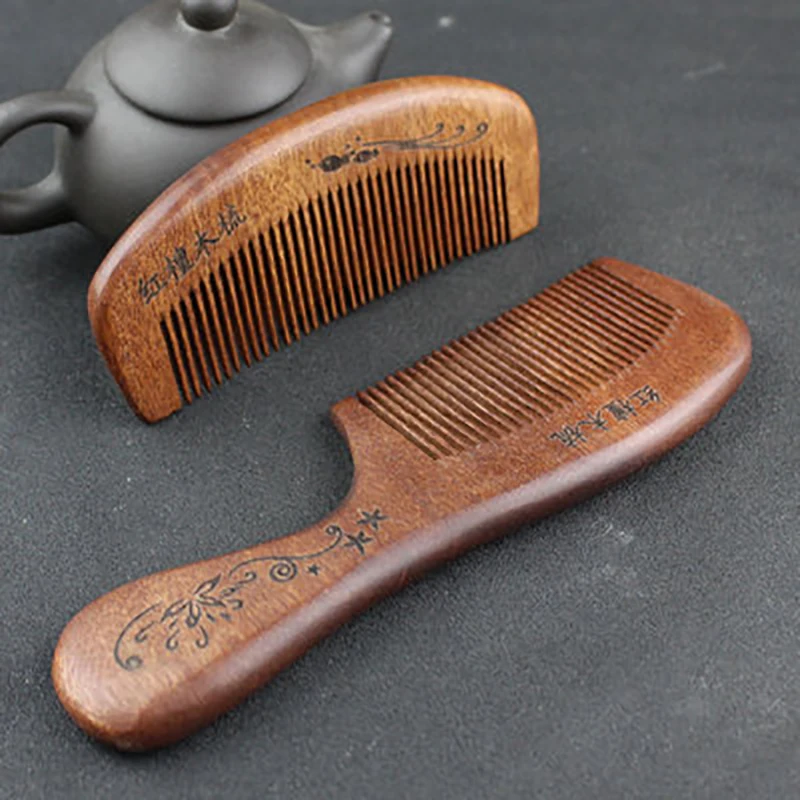 

Free shipping red wingceltis wooden comb type month close tine wooden comb sandalwood hair combed the friend family small gifts