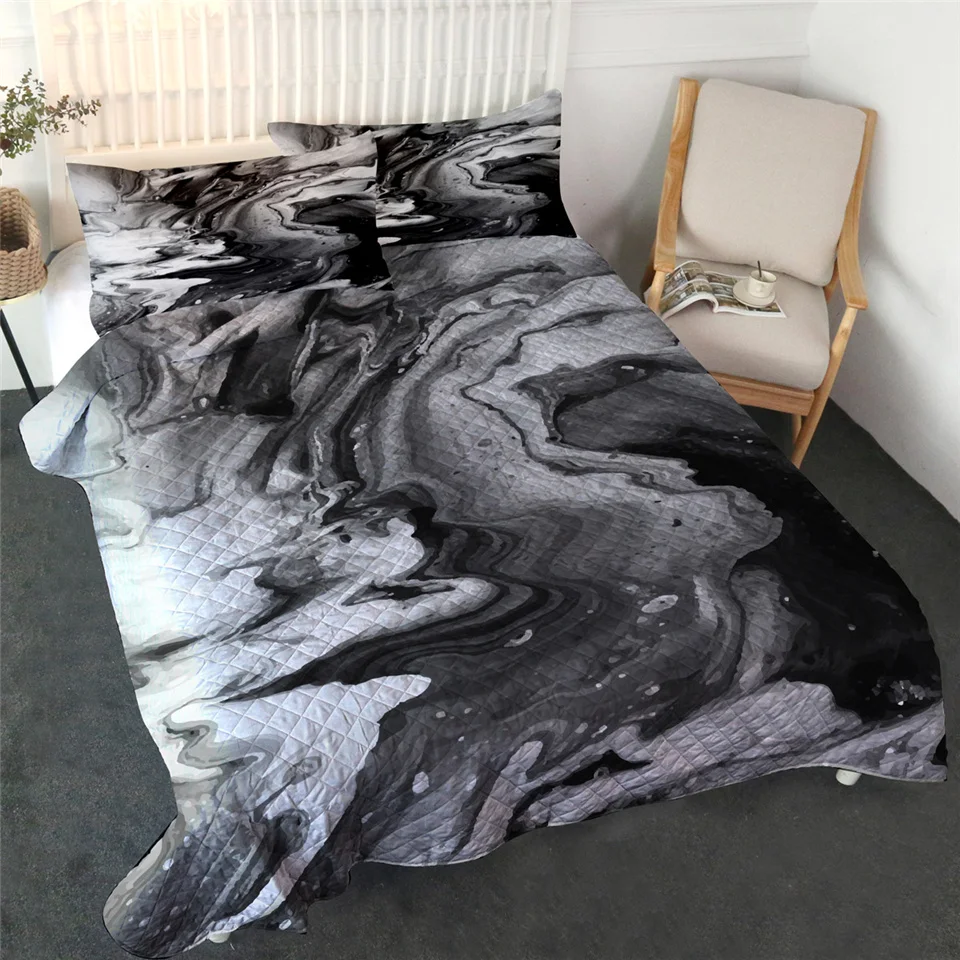BlessLiving Eyelash Coverlet Set Cute Eyes Gold Black Bed Quilt Set 3-Piece Modern Bedspreads for Fashion Girls Summer Blanket