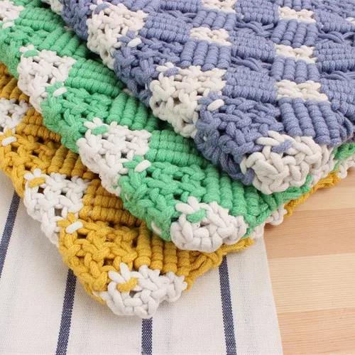 Factory Wholesale 2021 New India Style Female Fashion Spring Wooden Handle Handbag Geometric Pattern Knitting Tote Bag