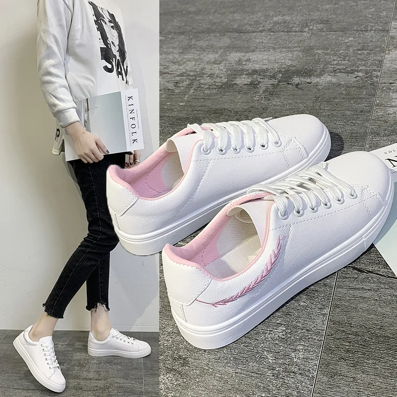 

New Fashion Woman Sneakers for Women Lace Up Mens Casual Shoes Spring Leather Shoes Casual Girls Shoes Breathable sneakers women