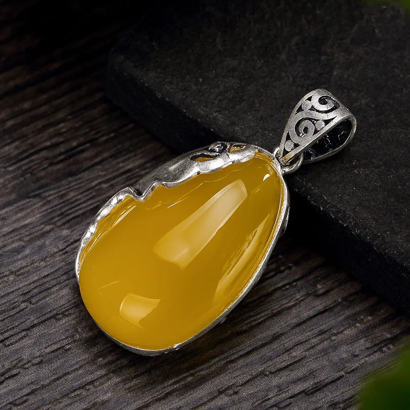 Большой камень из серебра S925 пробы желтый Хамбер Израиля в форме капли