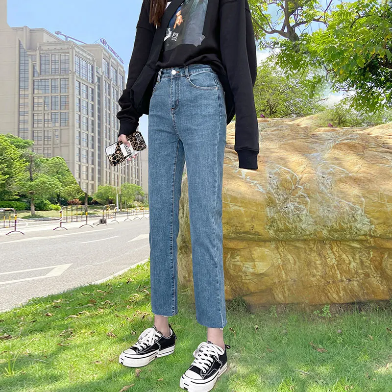Джинсы женские с завышенной талией тонкие черные свободные Укороченные прямые