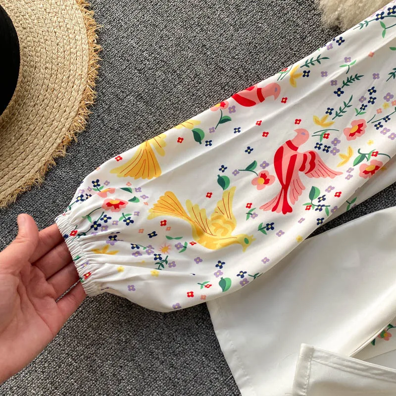 

2021 Spring Retro Printed Short Sets Female Stand Collar Long Sleeve Shirt High Waist Wide Leg Shorts Two-Piece Outfits Women