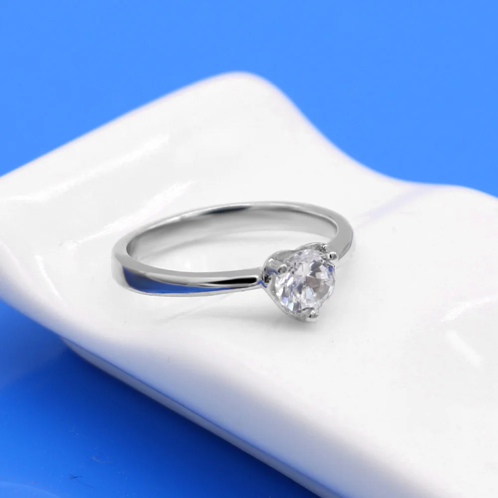 Классическое серебряное кольцо из циркона 925 пробы Серебряное женское