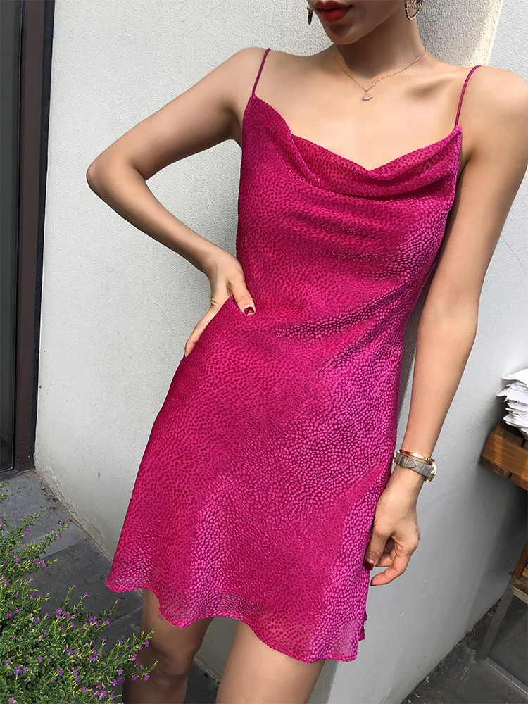 Женское платье мини из смесовой вискозы с 3D эффектом высокой талией