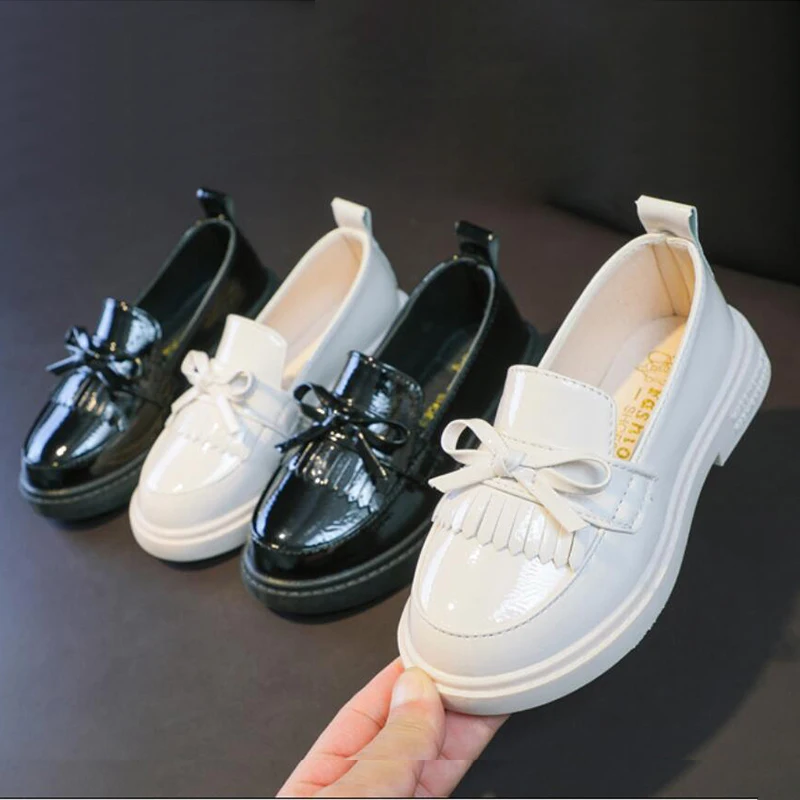 

Girls Square Heels Loafers Shoes For Children School White Black Slip on Patent Leather British Style Mary Jane Shoes New 2022