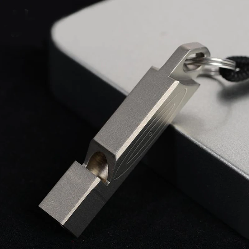 Легкий спасательный свисток из титанового сплава экстренный для выживания