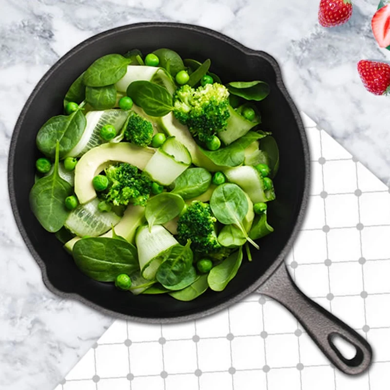 Чугунная антипригарная сковорода с длинной ручкой для жарки газовая