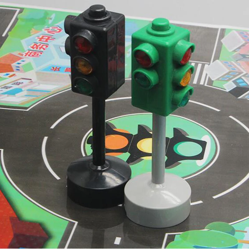 Модель автомобиля с фарами 12 5 см |