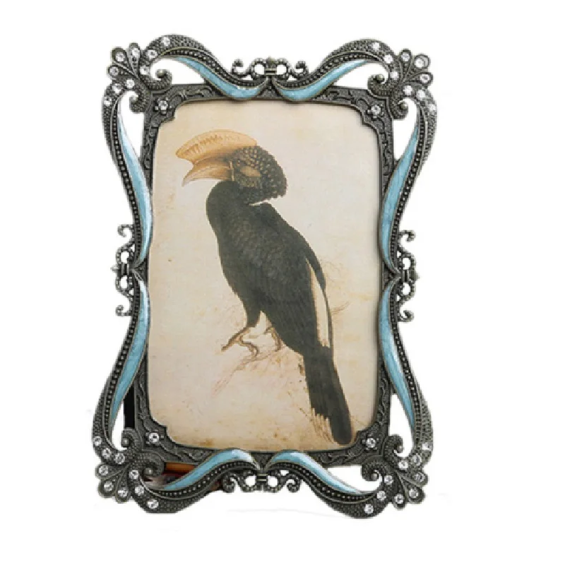 

Creative Metal Photo Frame European Minimalist Retro Photo Frame Innovation Horizontal And Vertical Home Luxury Photo Frame