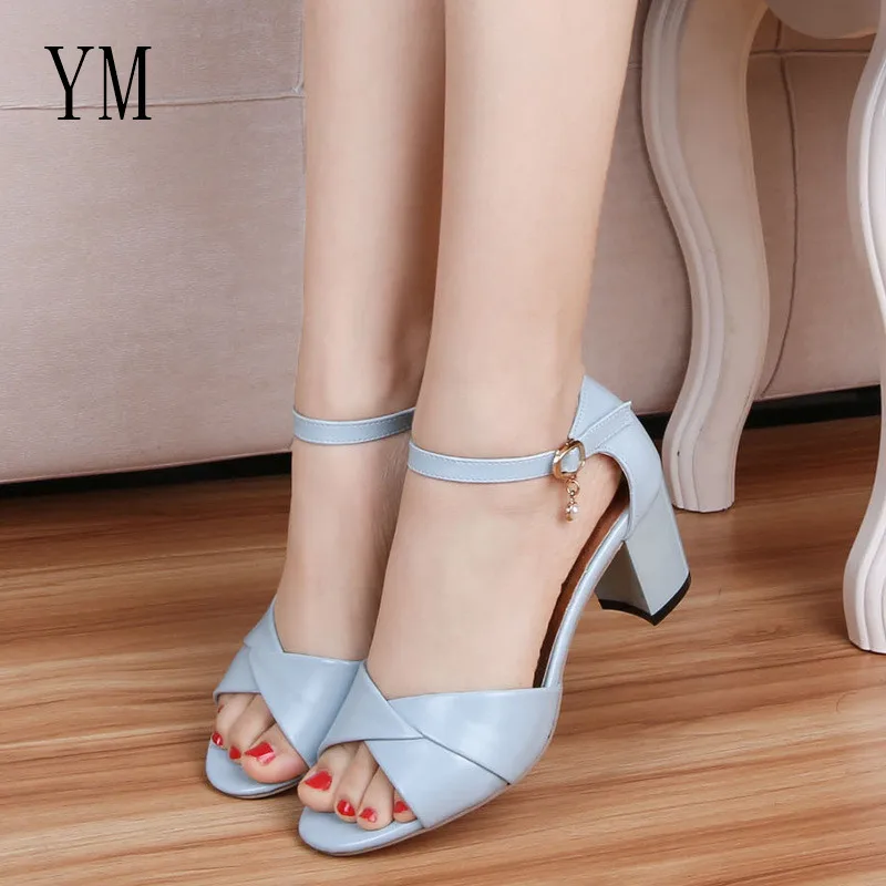 2018 весенние пикантные римские сандалии с открытым носком женские летние